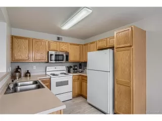 Photo #5: 9992712 Listing