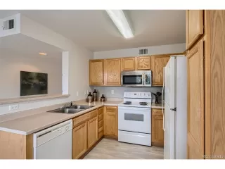 Photo #6: 9992712 Listing