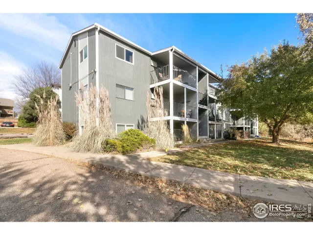 MLS: 999324 Condo For Sale