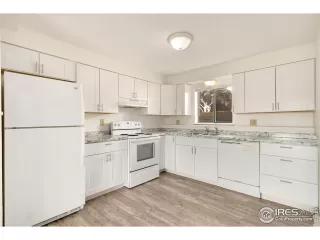 Photo #4: 999324 Listing 