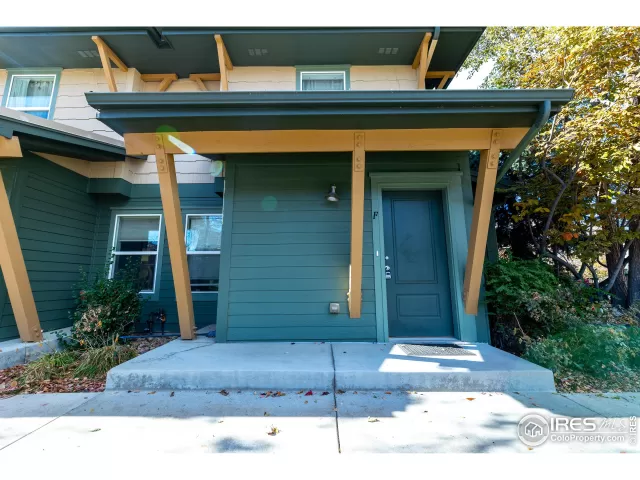 MLS: 999411 Condo For Sale