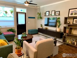 Photo #3: 999427 Listing