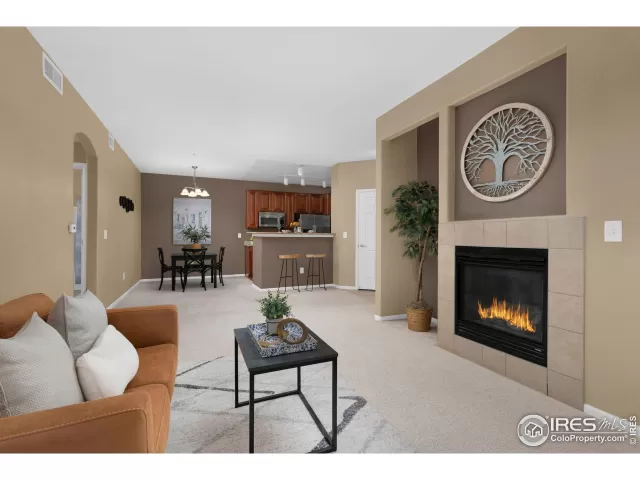 MLS: 999440 Condo For Sale