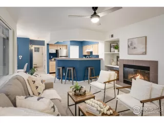 Photo #4: 999457 Listing