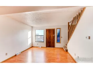 Photo #2: 999462 Listing