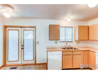 Photo #4: 999462 Listing