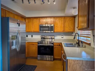 Photo #3: 9994855 Listing