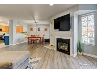 Photo #4: 999492 Listing