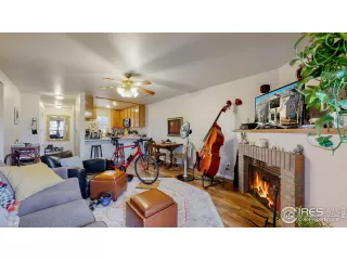 Photo #3: 999526 Listing