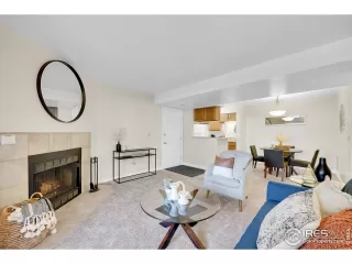 Photo #4: 999660 Listing