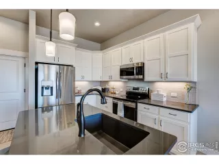 Photo #1: 999690 Listing 