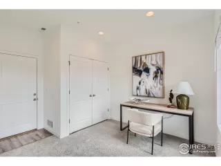 Photo #6: 999706 Listing