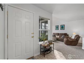 Photo #5: 999786 Listing