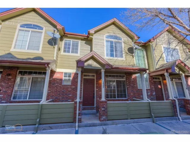 MLS: 9997885 Condo For Sale