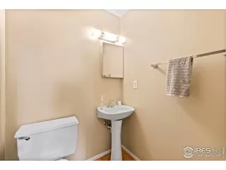 Photo #4: 999888 Listing