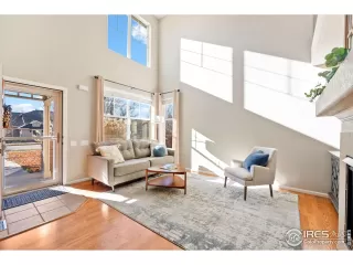 Photo #4: 999932 Listing