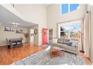 Photo #5: 999932 Listing