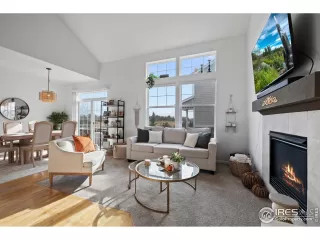 Photo #3: 999975 Listing