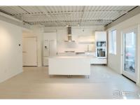 More Details about MLS # 910905 : 1637 PEARL ST # 303